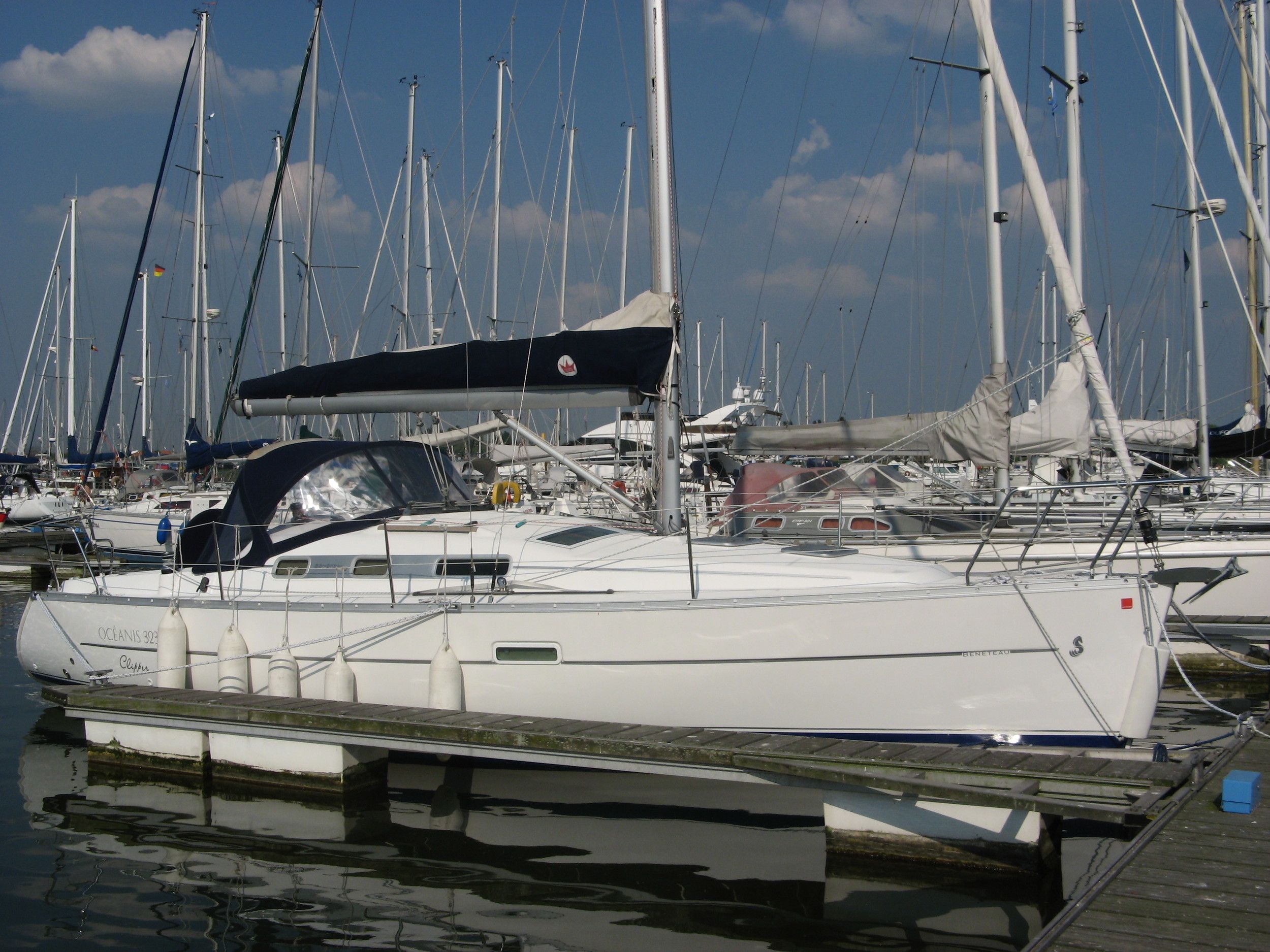 2008 Beneteau Oceanis Clipper 323