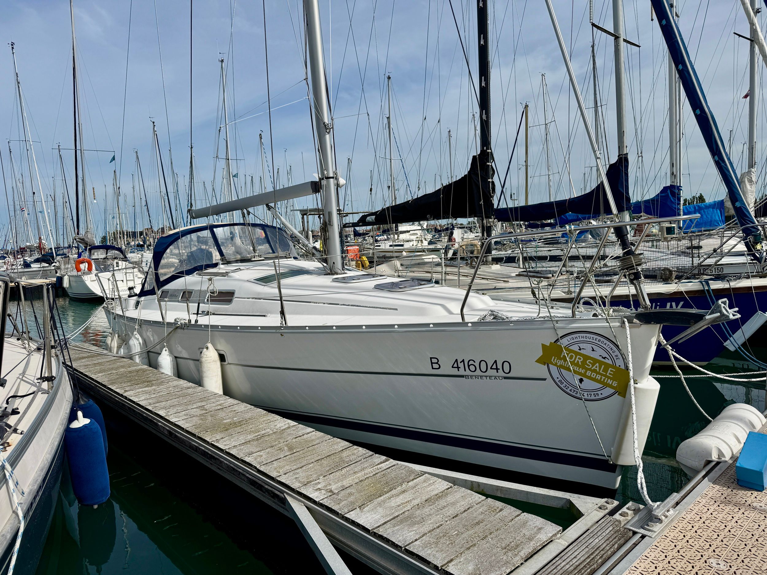 2008 Beneteau Oceanis Clipper 323