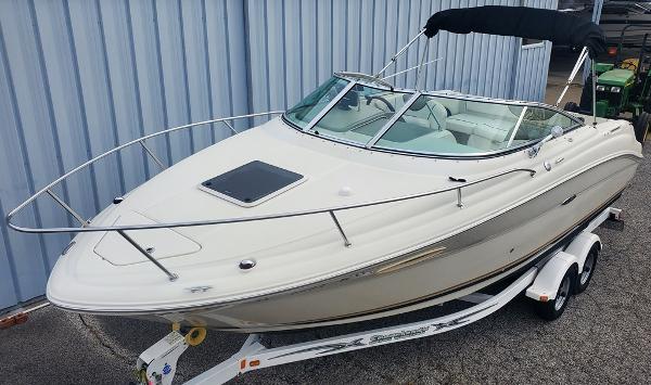2006 Sea Ray 225 Weekender