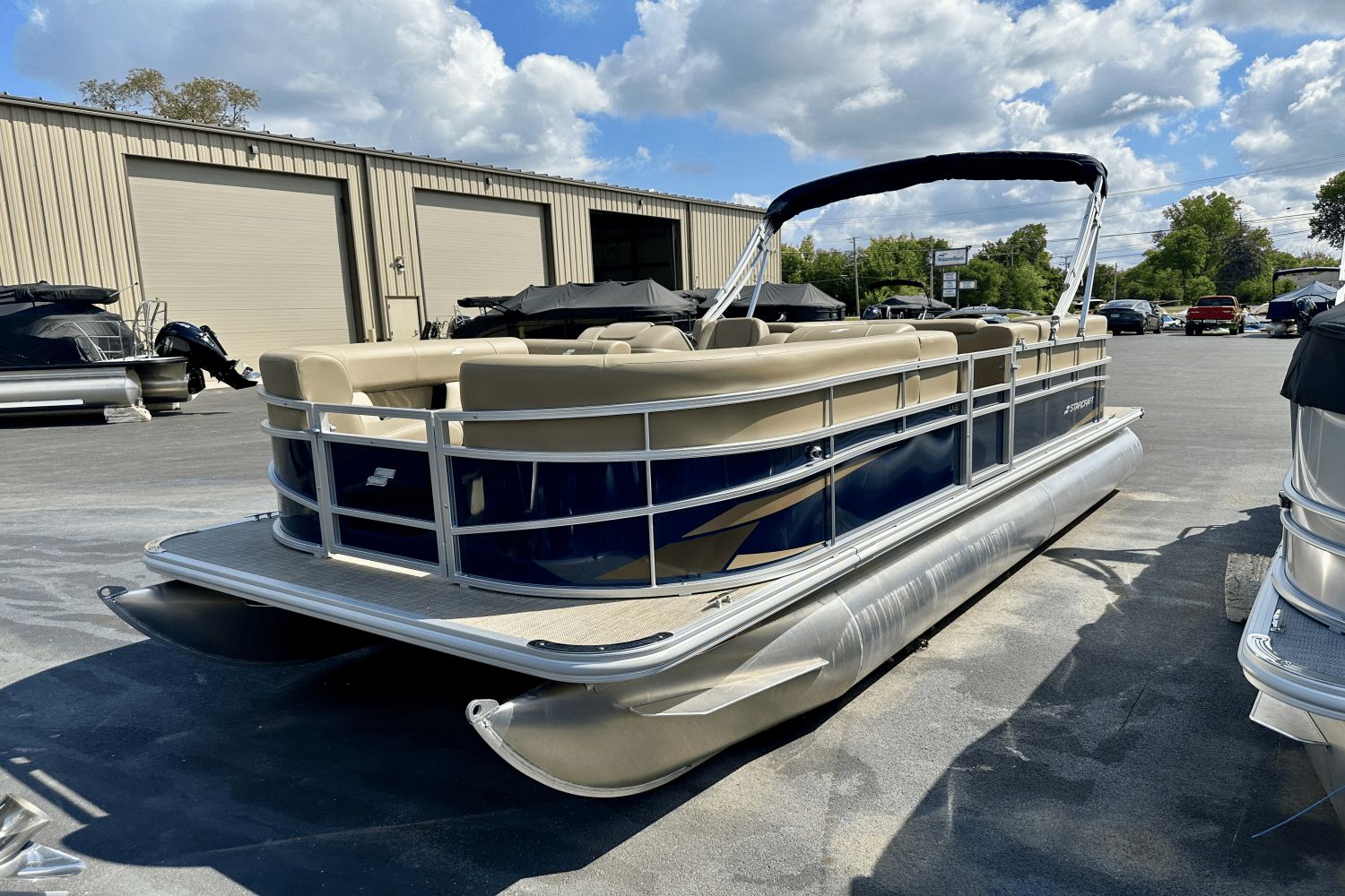 2025 Starcraft LX 22 R