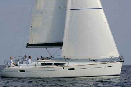 Jeanneau Sun Odyssey 39i Performance 2007 Jeanneau Sun Odyssey 39i Performance sailboat on open water.