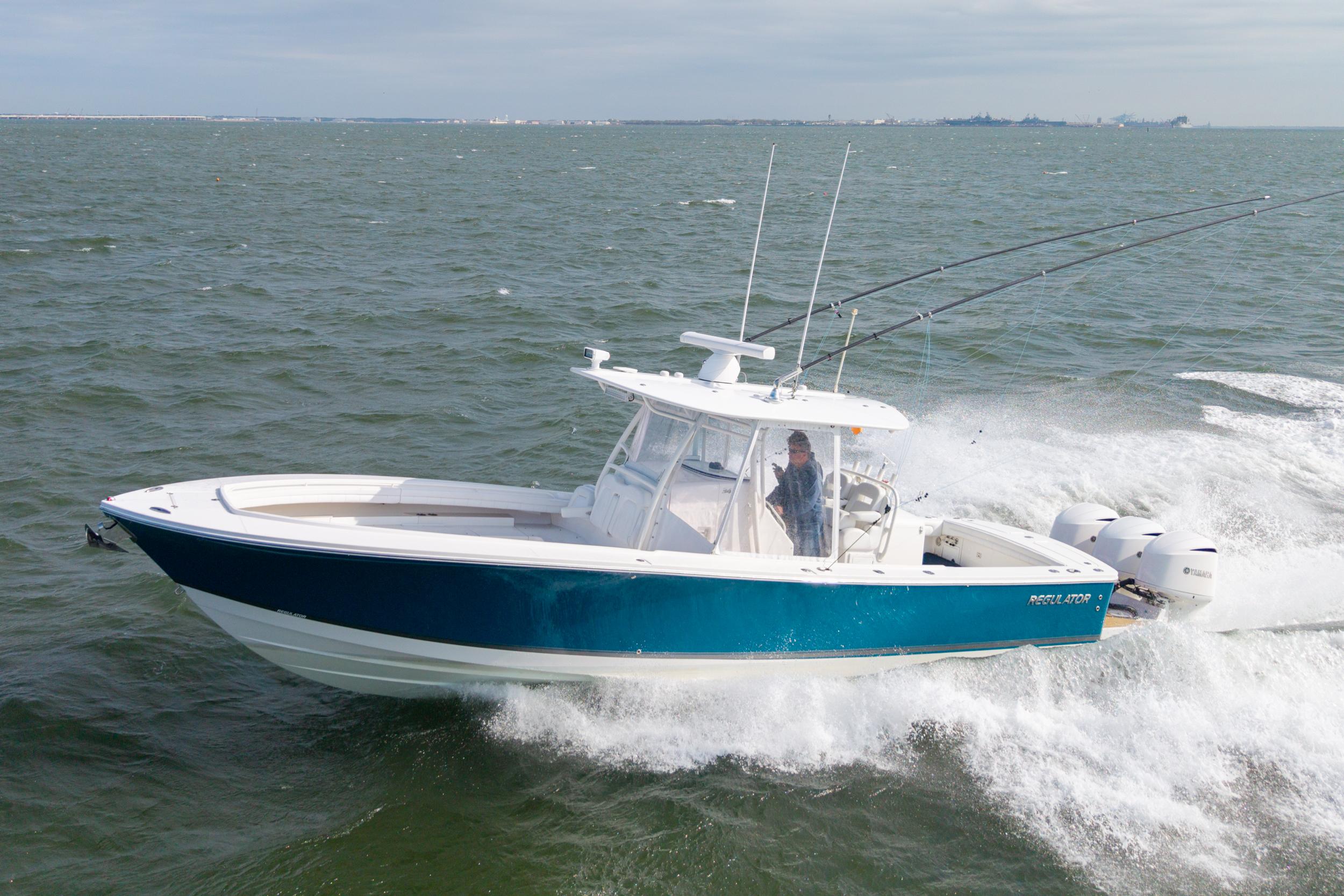 2018 Regulator 34 SS