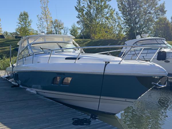 2014 Intrepid 475 Sport Yacht