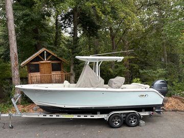 2021 Sea Hunt Ultra 229