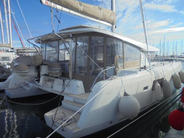 2019 Lagoon 42