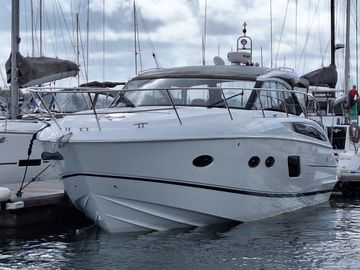 2014 Princess V39
