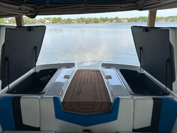 2018 Nautique Super Air Nautique 210