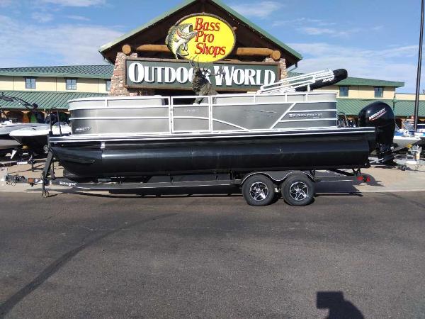 Ranger Reata 223C 2024 Ranger Reata 223C pontoon boat at Bass Pro Shops Outdoor World.