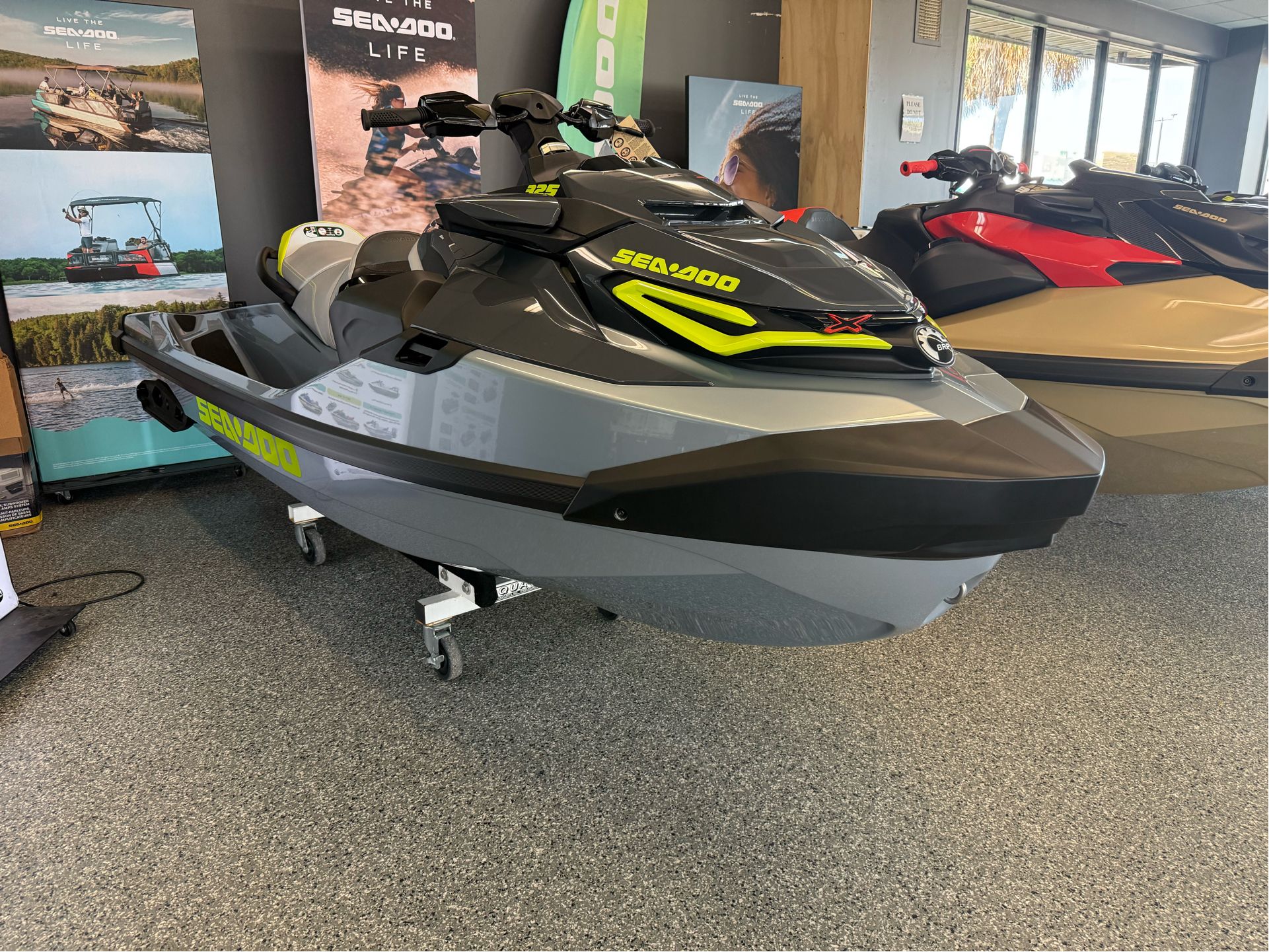 Sea-Doo RXT-X 325 Tech Package