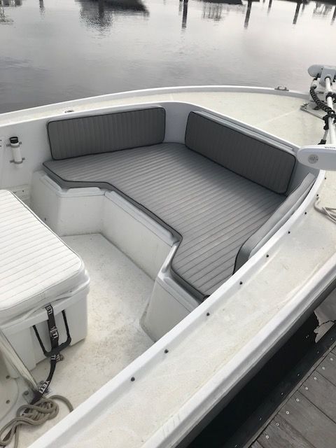 1985 Mako 21 Center Console