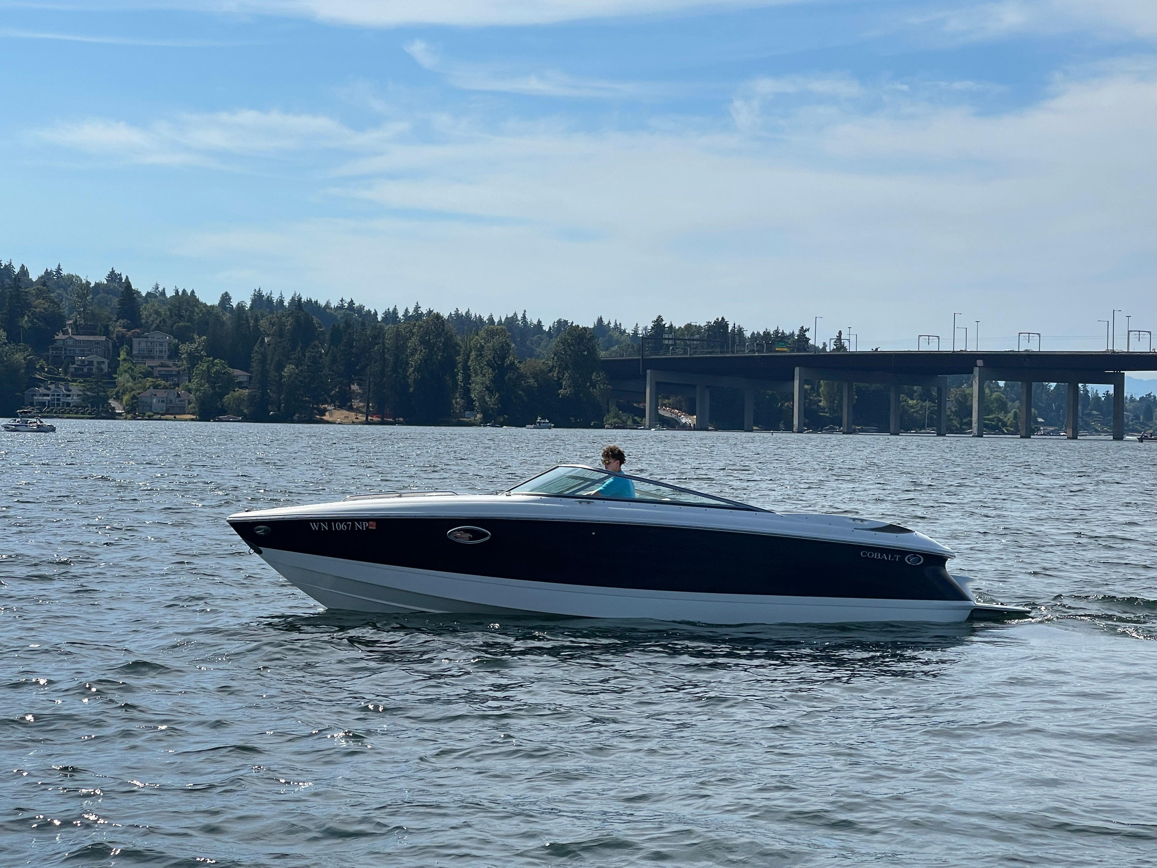 2004 Cobalt 255