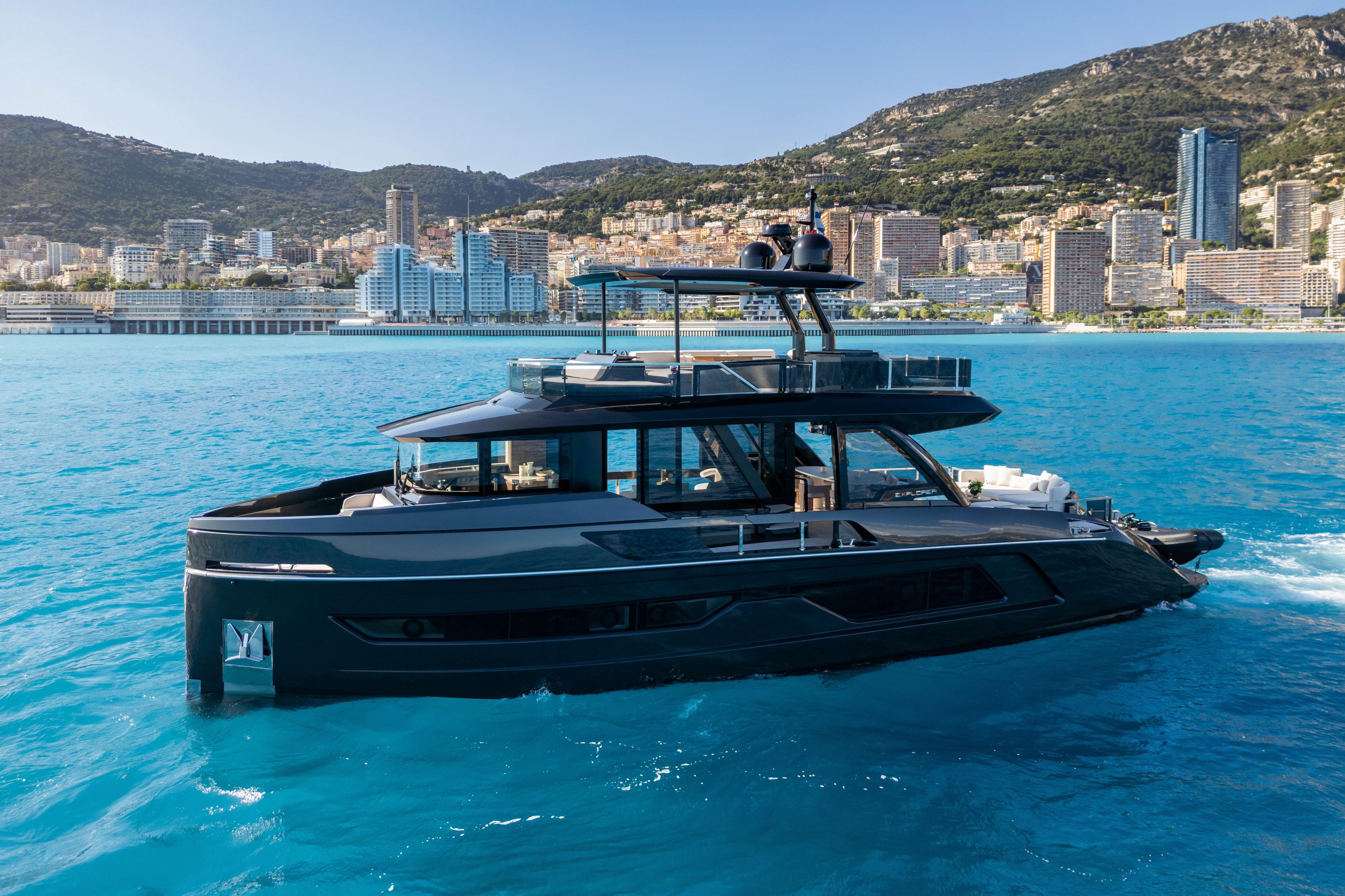 2025 Explorer 62