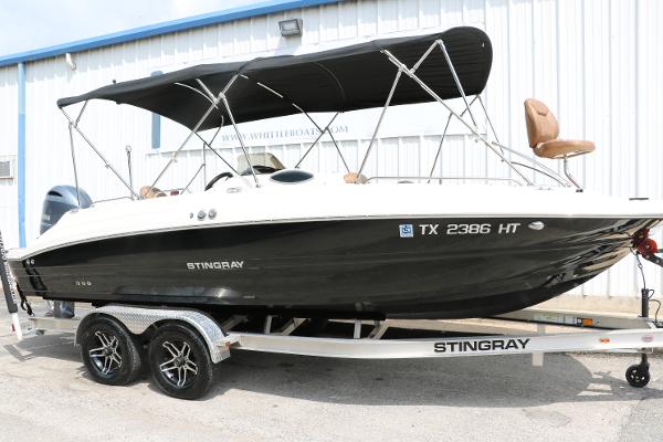 2020 Stingray 212SC