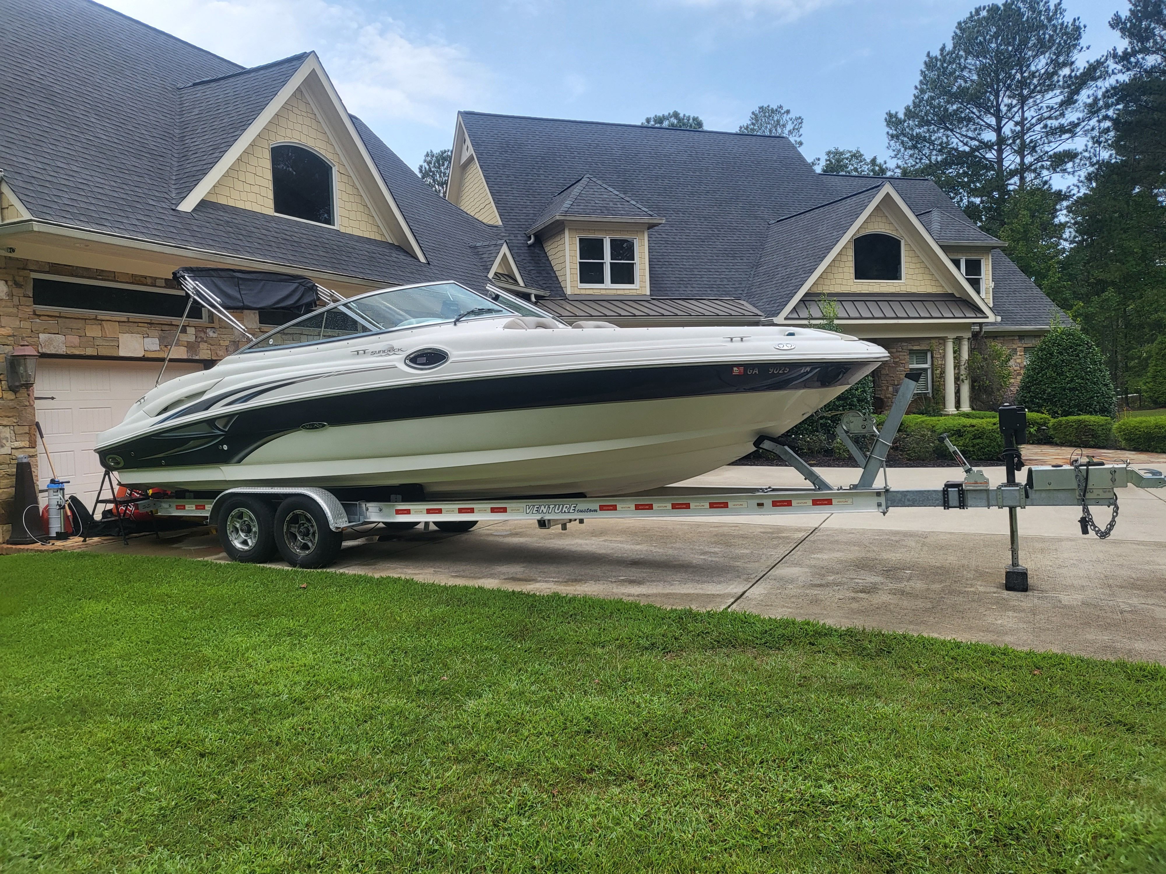 2004 Sea Ray 270 Sundeck