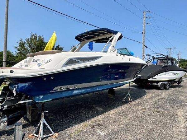 2013 Sea Ray SLX300