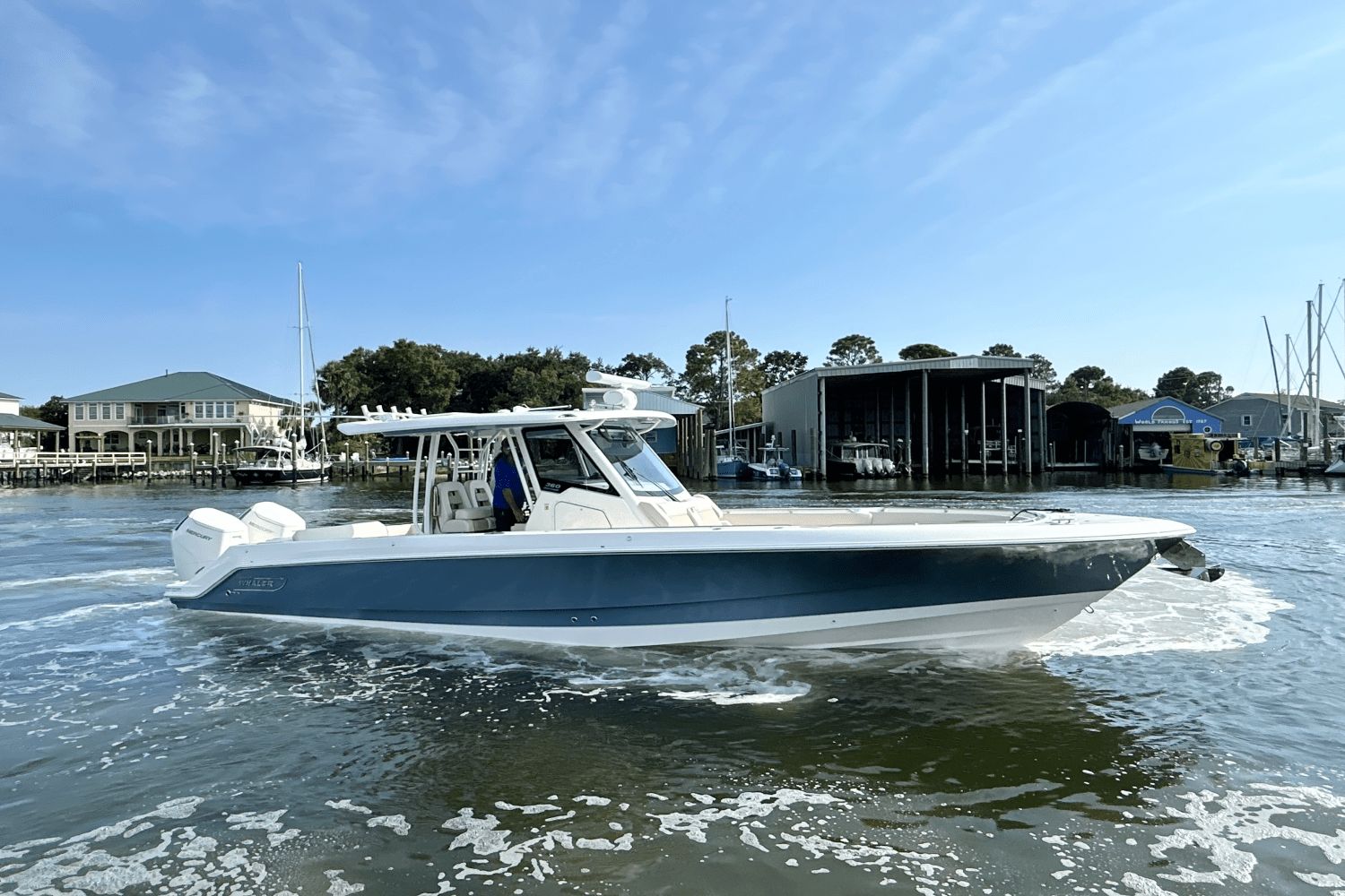 Boston Whaler 360 Outrage
