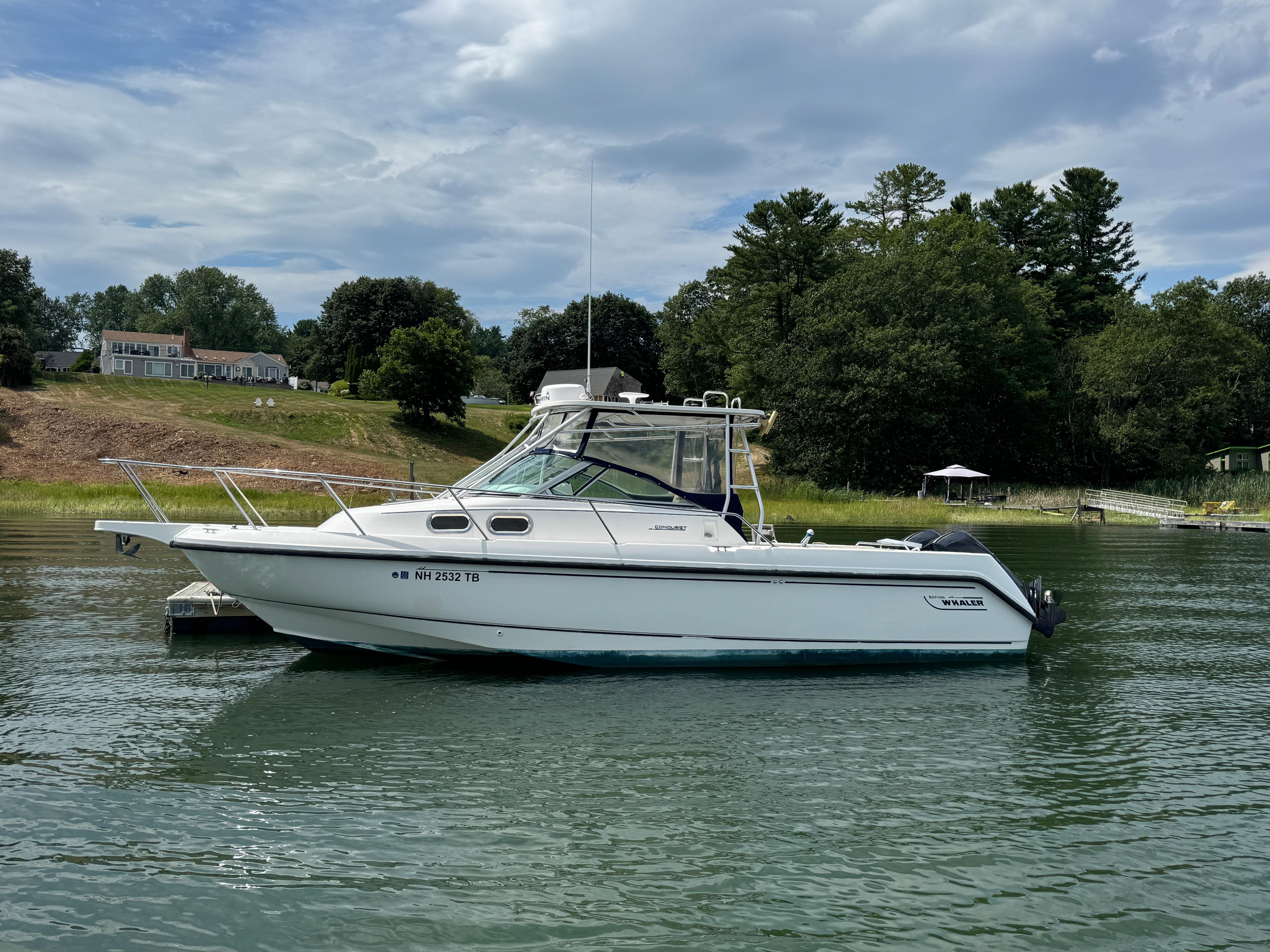 1999 Boston Whaler 28 Conquest