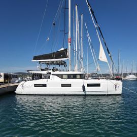 2020 Lagoon 46