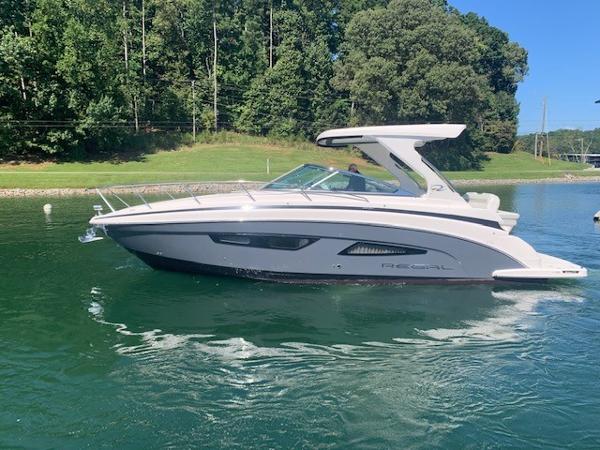 Regal 33 Express boats for sale in United States - boats.com