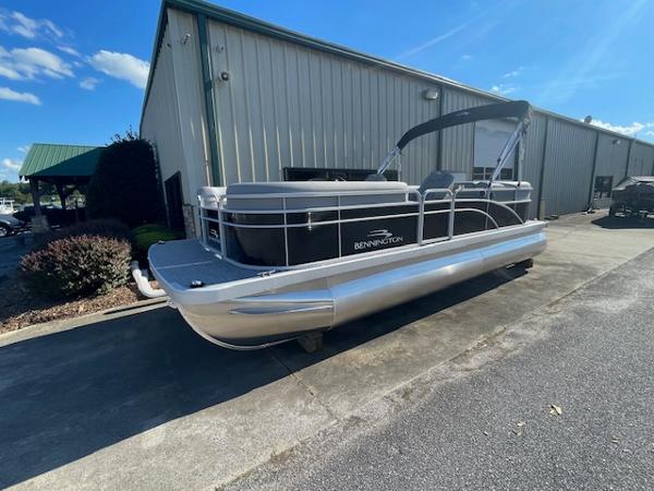 2024 Bennington 22SVSR