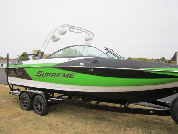 Used Ski and Wakeboard Boat Supreme boats for sale - boats.com