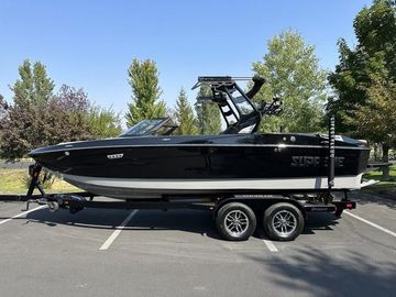 2025 Supreme S220