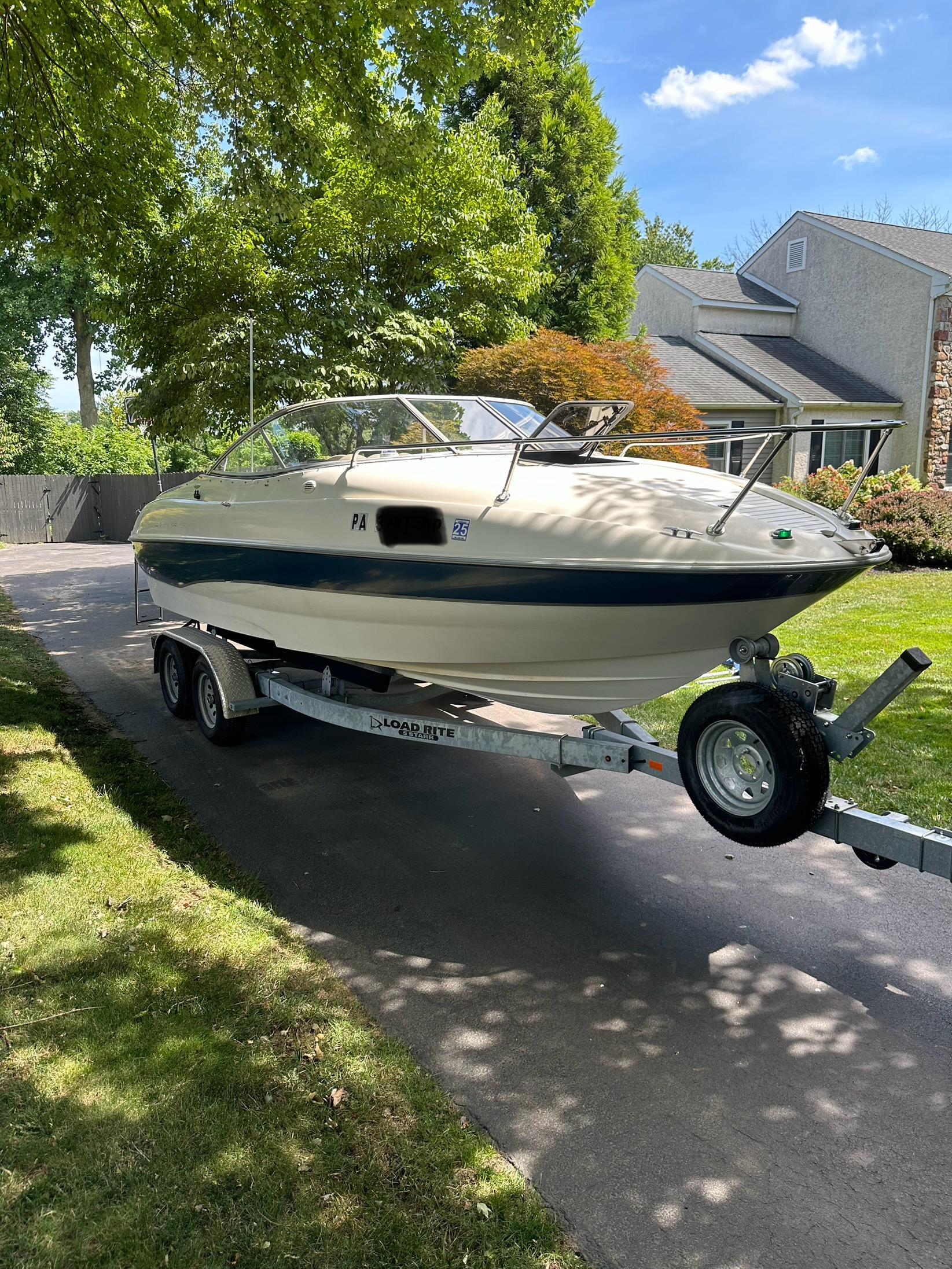 2001 Bayliner 2152 Capri Classic