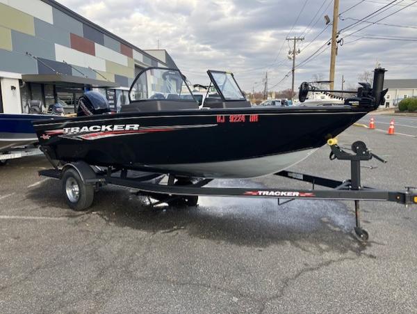 2022 Tracker Pro Guide V-175 WT