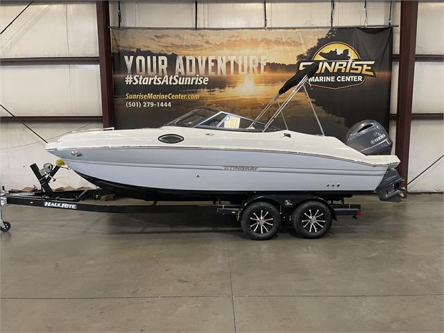 2023 Stingray 211 DC W/Yamaha 150
