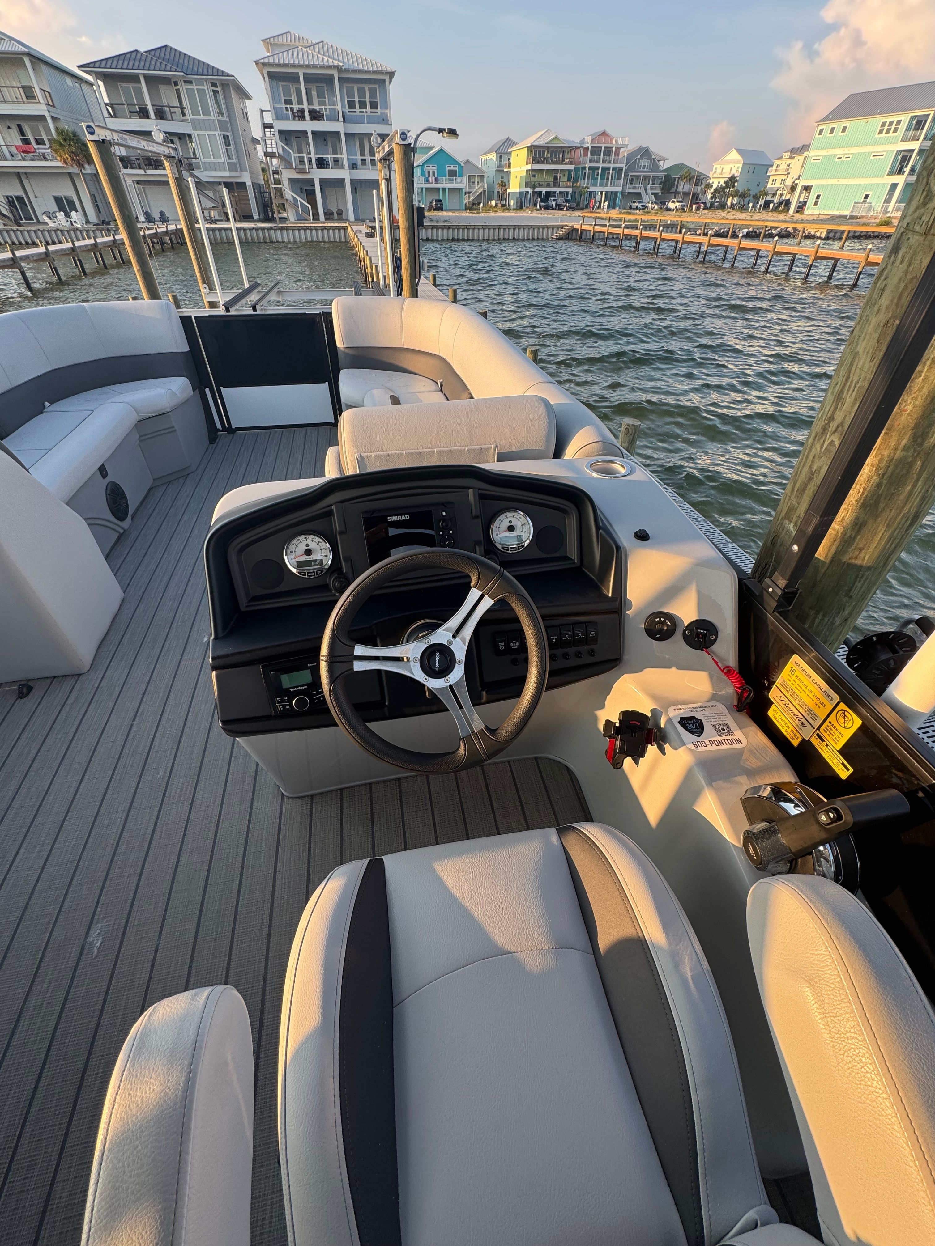 2024 Bentley Pontoons legacy 243