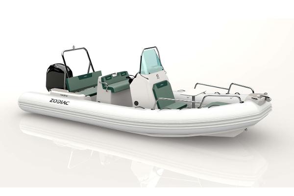 2025 Zodiac Medline 5.8