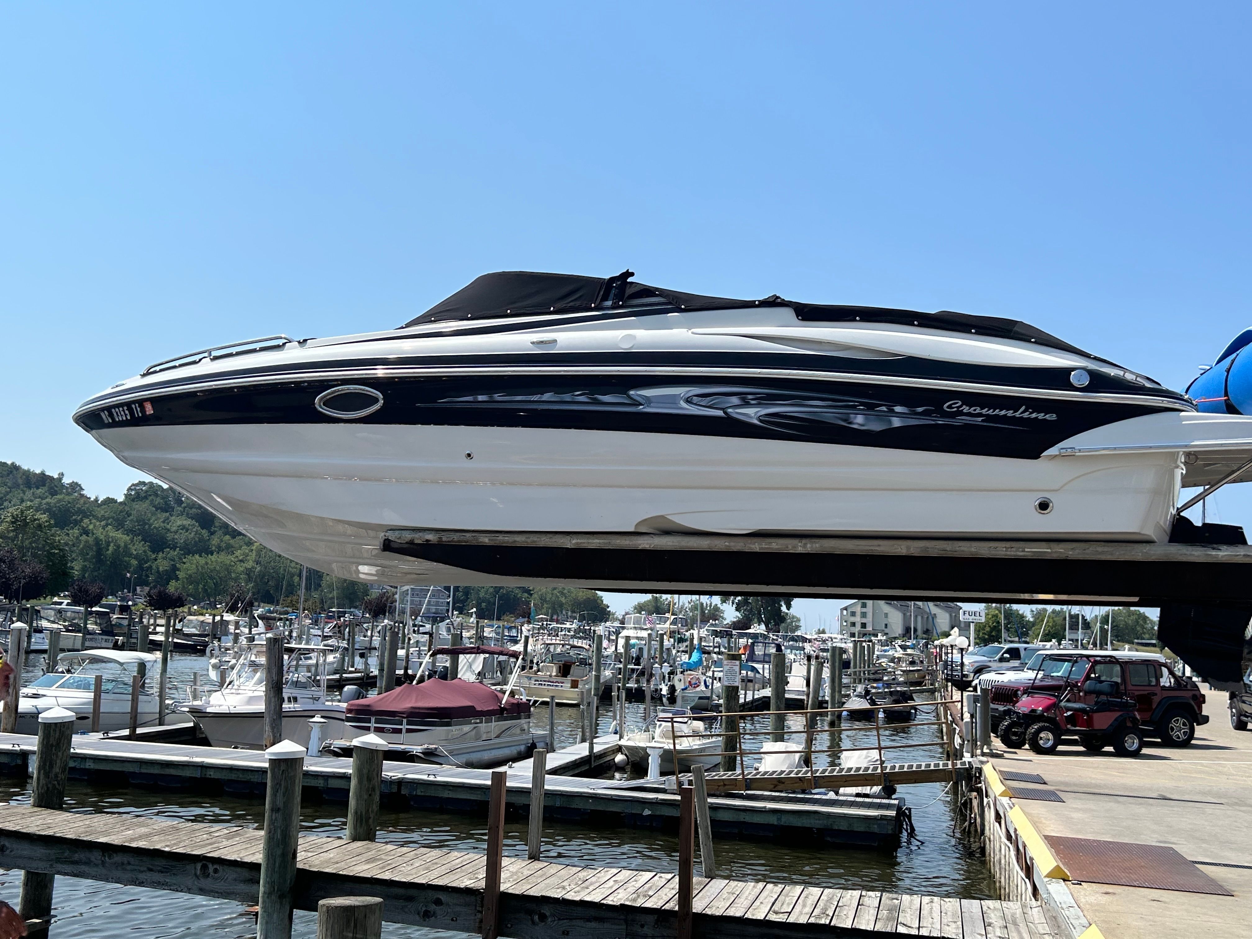 2008 Crownline 252 EX