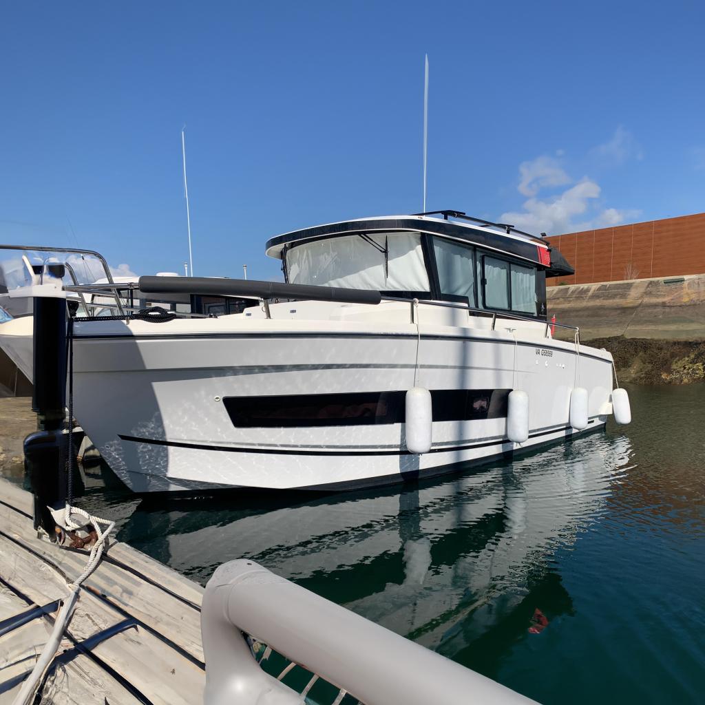 2023 Jeanneau MERRY FISHER 895 SPORT