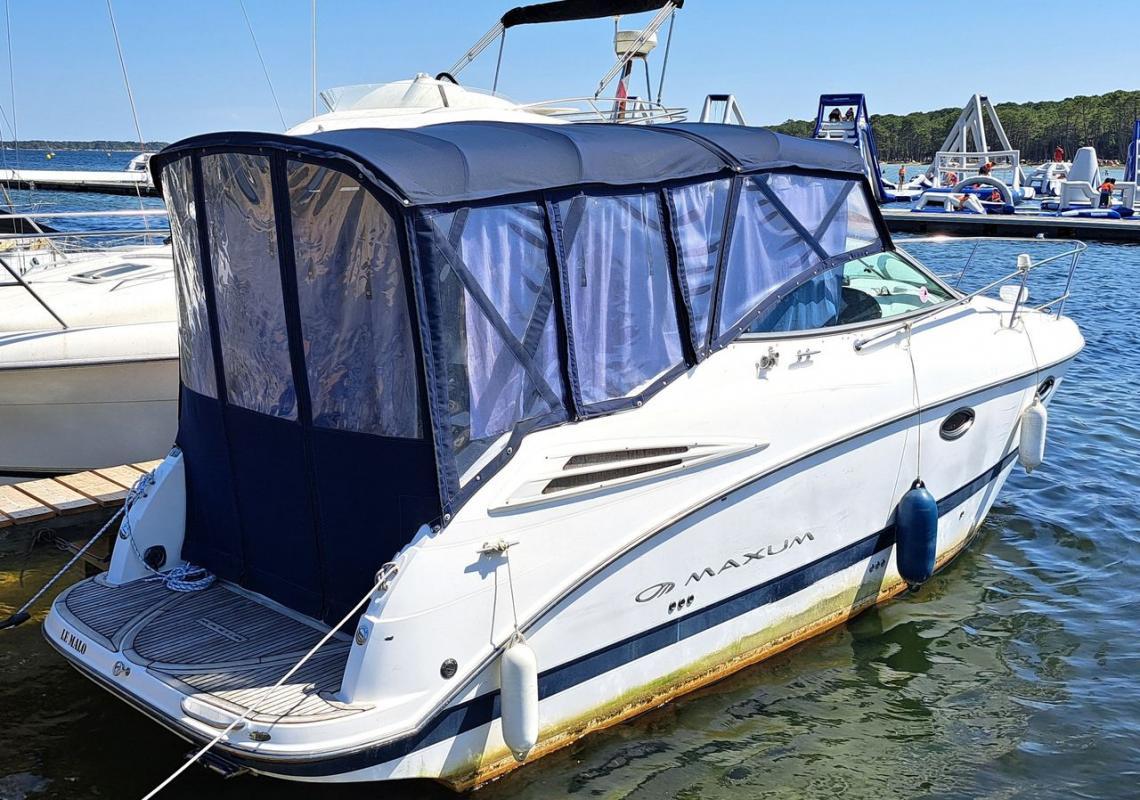 Maxum 2700 Sport Express