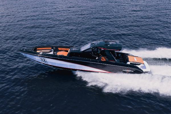 SD Model Makers > Custom Power Boat Models > Custom 31' Sport