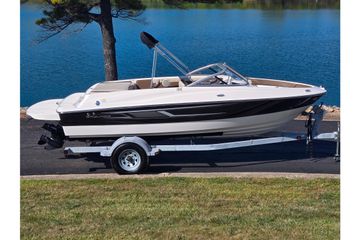 2015 Bayliner 185 Bowrider