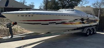 2000 Wellcraft Scarab 33
