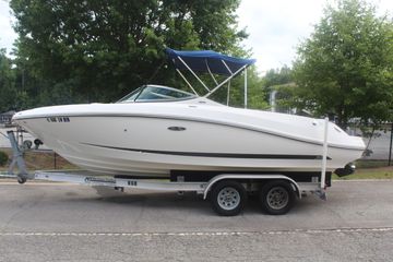 2011 Sea Ray 230 SLX
