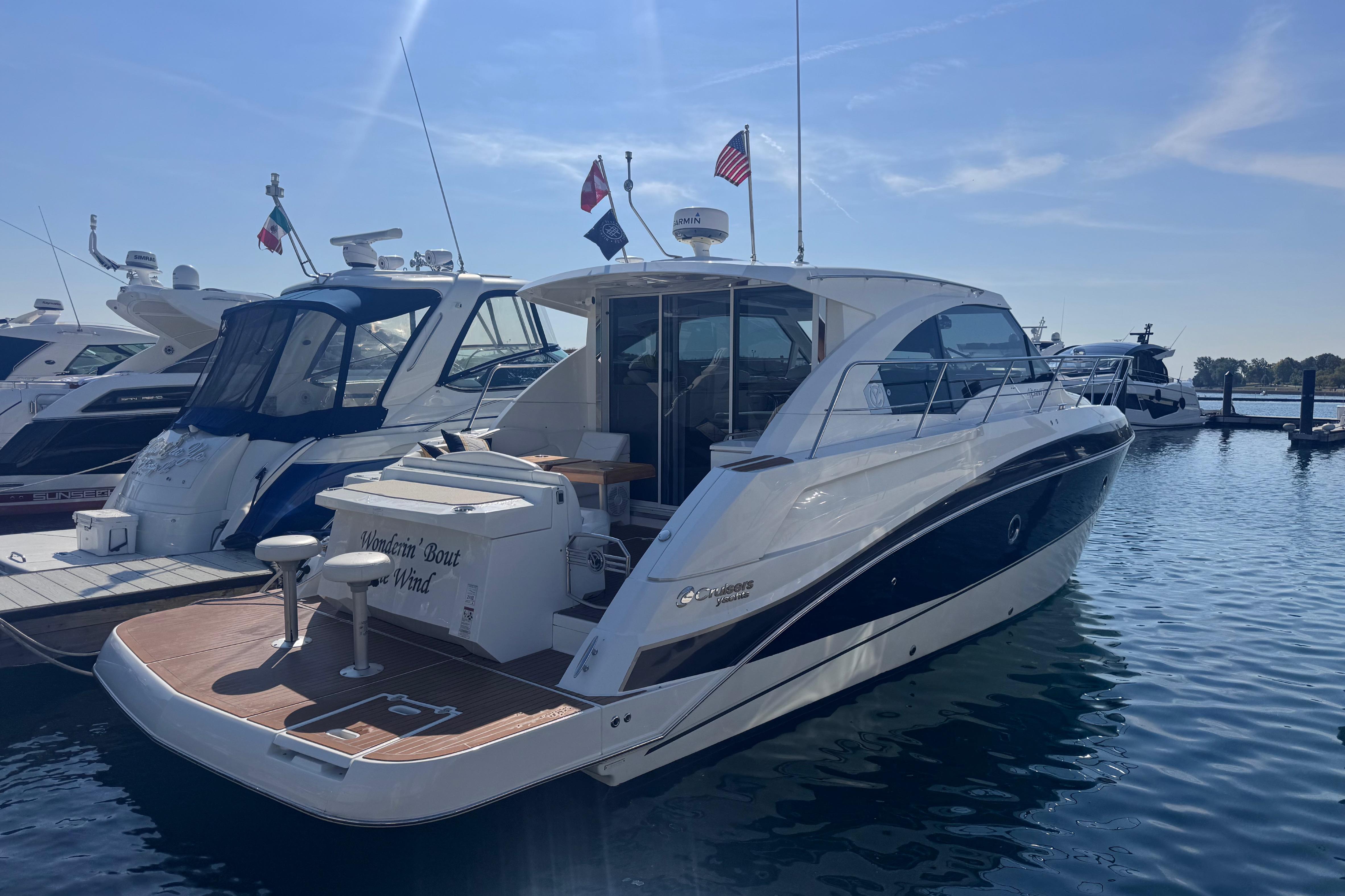 2012 Cruisers Yachts 41 Cantius