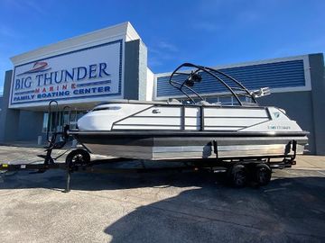 2022 Montara 25 Surf Boss