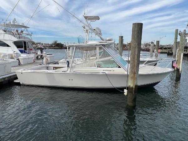 1984 Bertram 26 Express