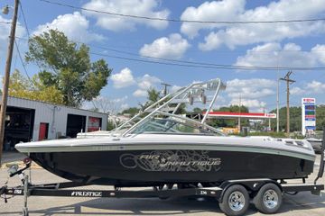 2009 Nautique Super Air Nautique 230