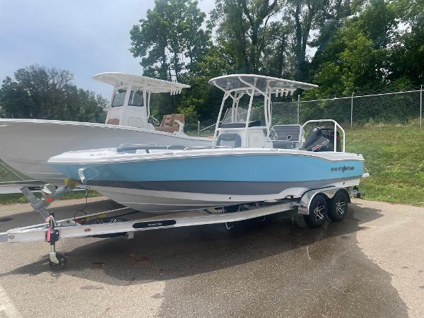 2024 NauticStar 231 Hybrid