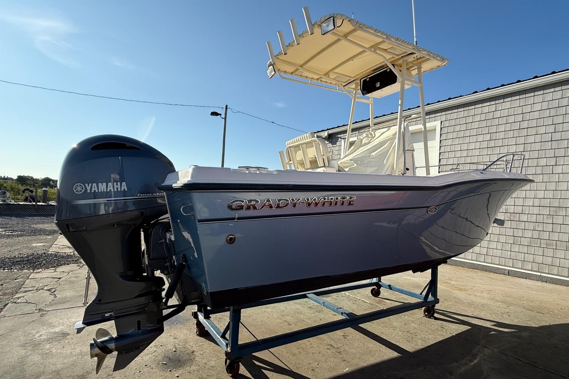 1998 Grady-White Escape 209