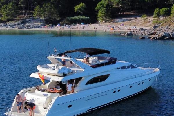 1997 Ferretti Yachts Craft 70