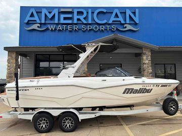 2023 Malibu Wakesetter 22 LSV