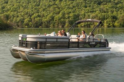 Lowe SS250 RFL Boat