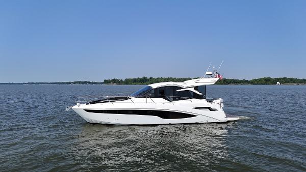 2021 Galeon 425 HTS