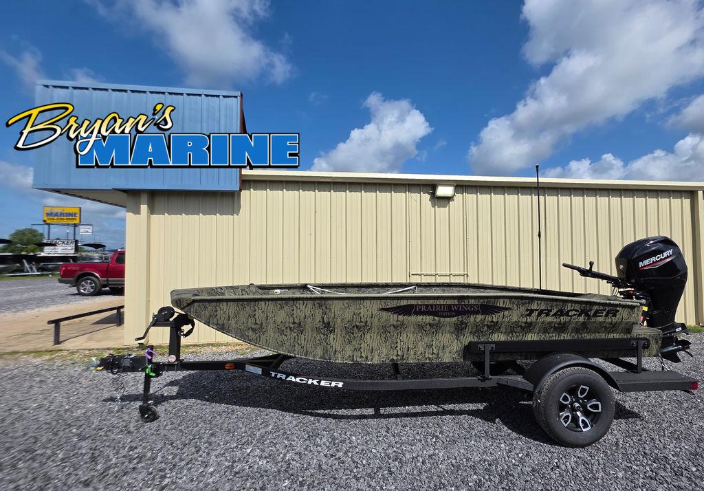 Tracker Grizzly® 1650 T Prairie Wings Edition 2026 Tracker Grizzly® 1650 T Prairie Wings Edition boat at Bryan's Marine dealership.