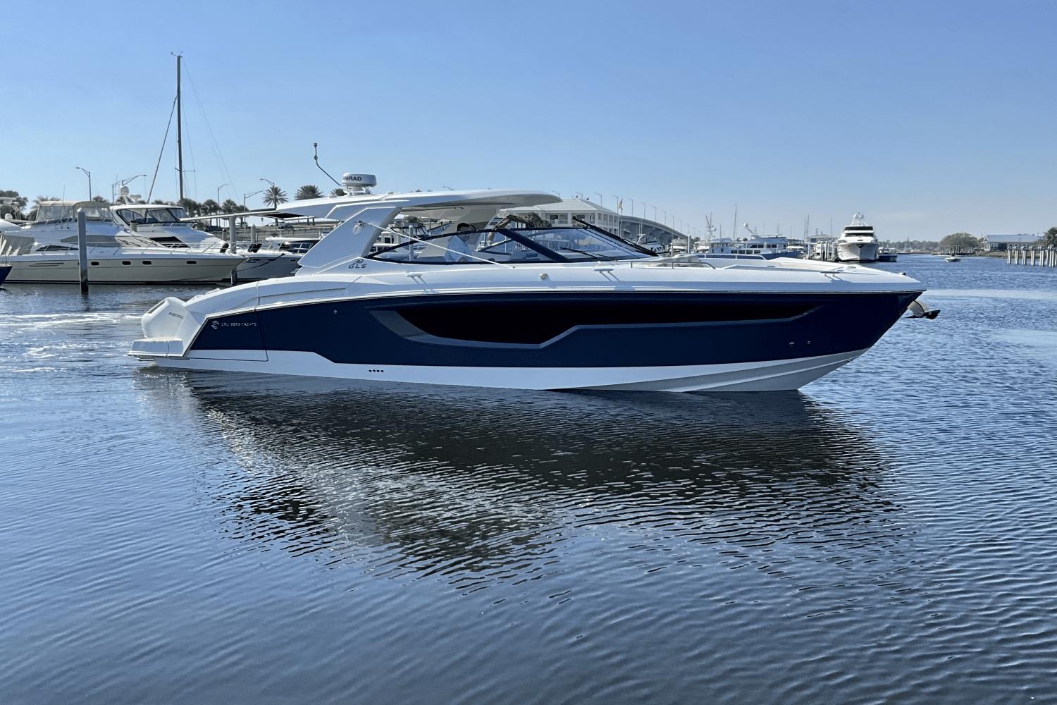 2024 Cruisers Yachts 38GLS OB Jacksonville Beach Florida Boats Com   8916512 954483671 0 081120231148 0 